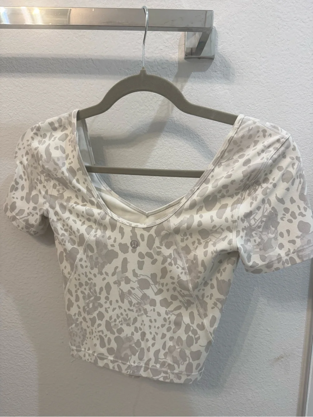Lululemon Align T-Shirt Cheetah Camo Antique White/Grey